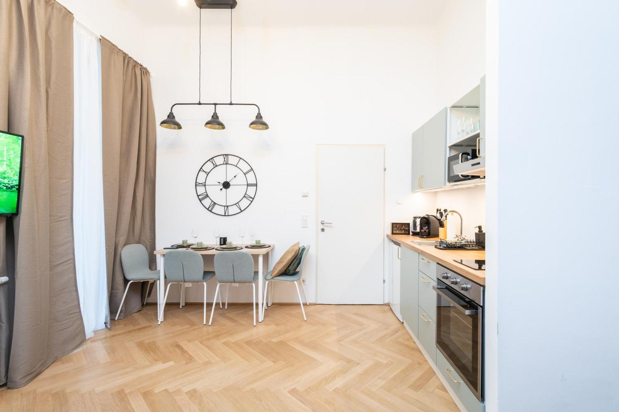 Charming Retreat Walking Distance From Town Centre Apartamento Viena Exterior foto