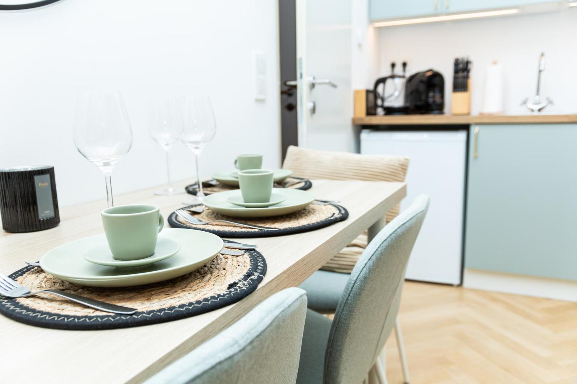 Charming Retreat Walking Distance From Town Centre Apartamento Viena Exterior foto