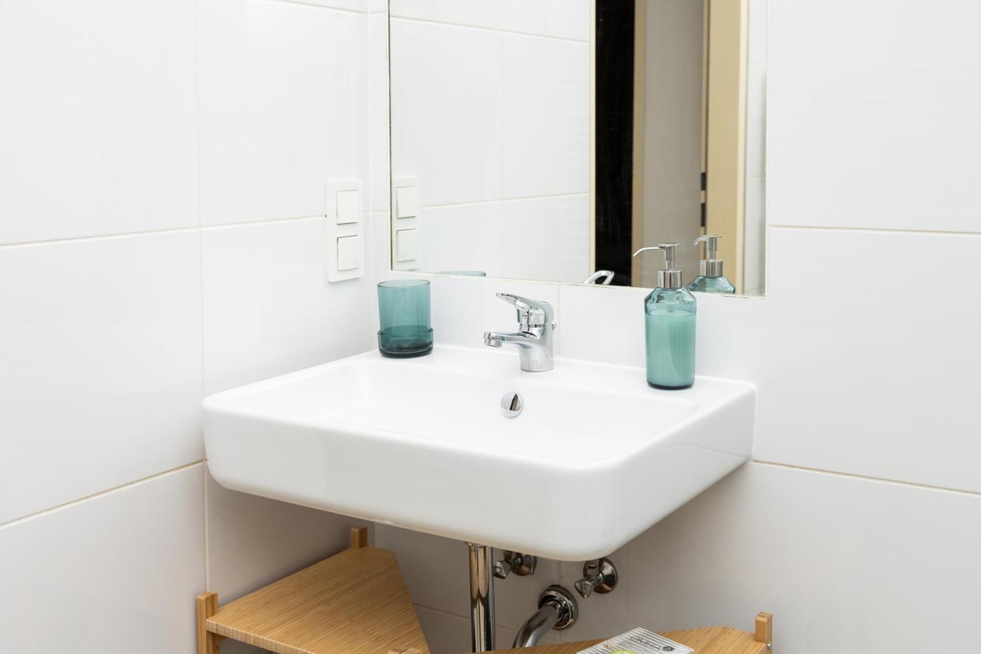 Charming Retreat Walking Distance From Town Centre Apartamento Viena Exterior foto